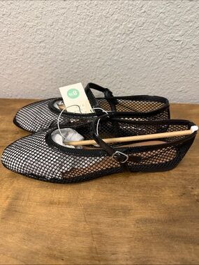 Black Mesh Mary Jane Flats - Women's size 8.5